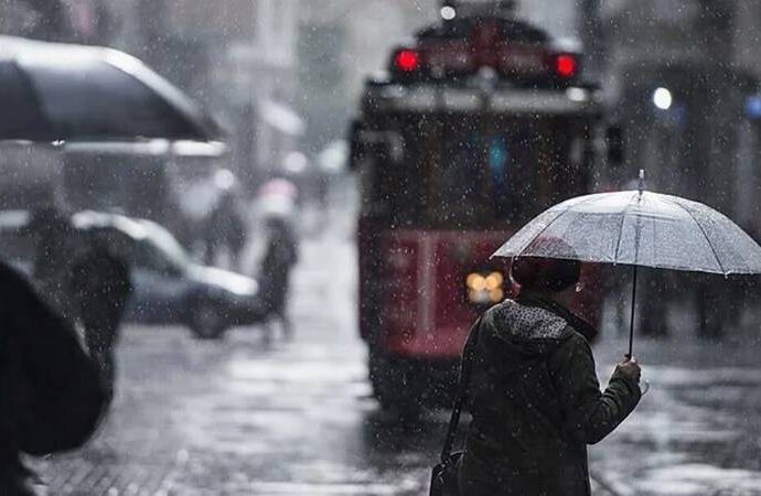 İstanbul’da sağanak yağış için saat verildi