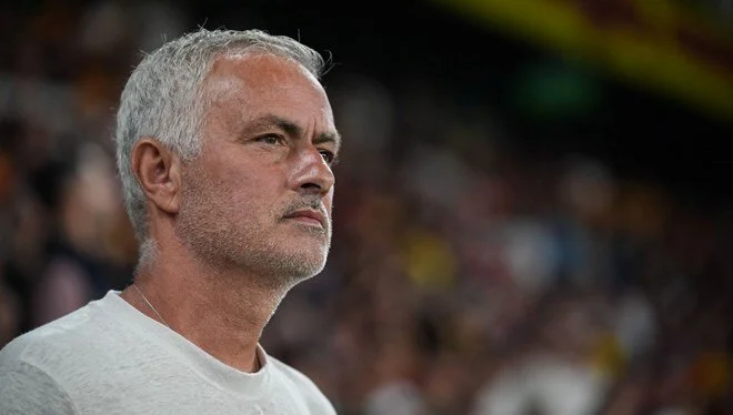 Jose Mourinho: Galatasaray siyasi gücün simgesi