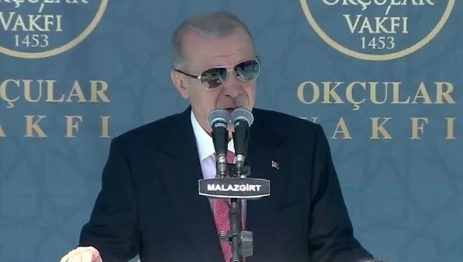 Erdoğan: Malazgirt zulme karşı kenetlenmenin zaferidir