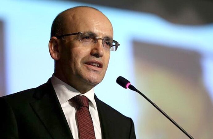 Mehmet Şimşek: Asgari ücret enflasyonun üzerinde artıyor