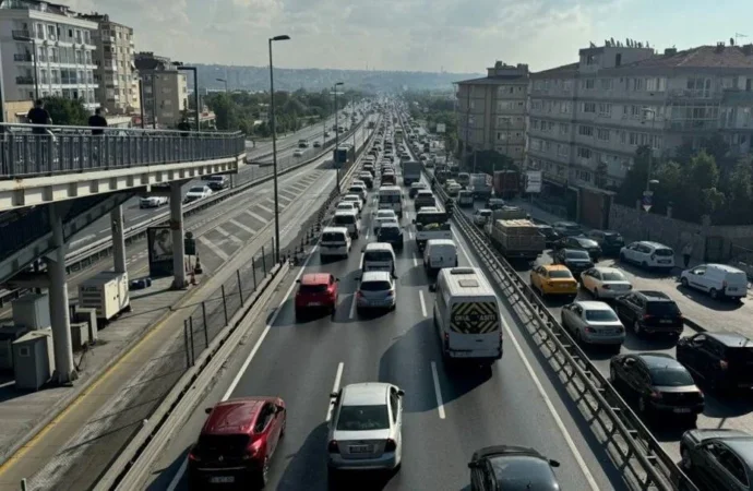 Metrobüste iki durak kapatılacak