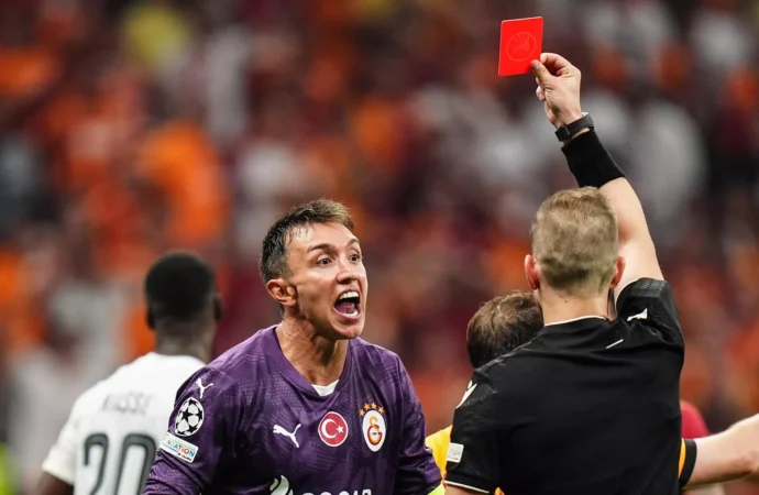 UEFA’dan Muslera’ya ağır ceza bekleniyor