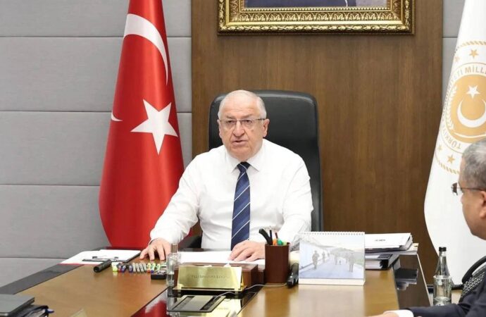 Bakan Güler’den sürpriz Suriye çıkışı