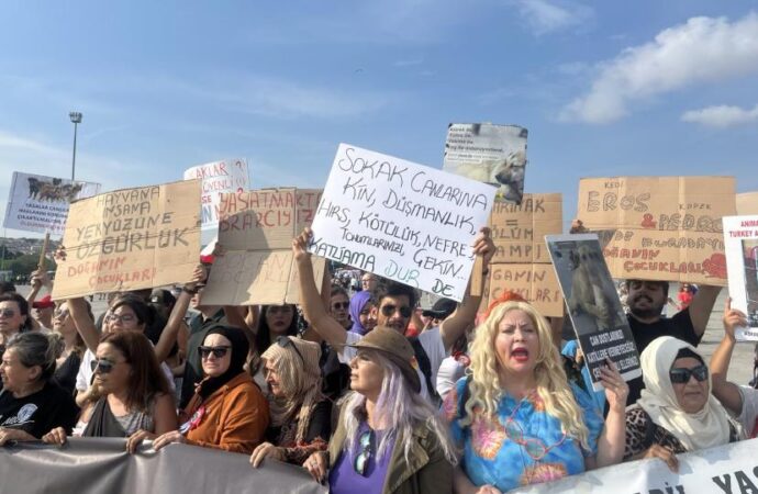 Yenikapı’da “Katliam Yasasına Hayır” mitingini yapıldı