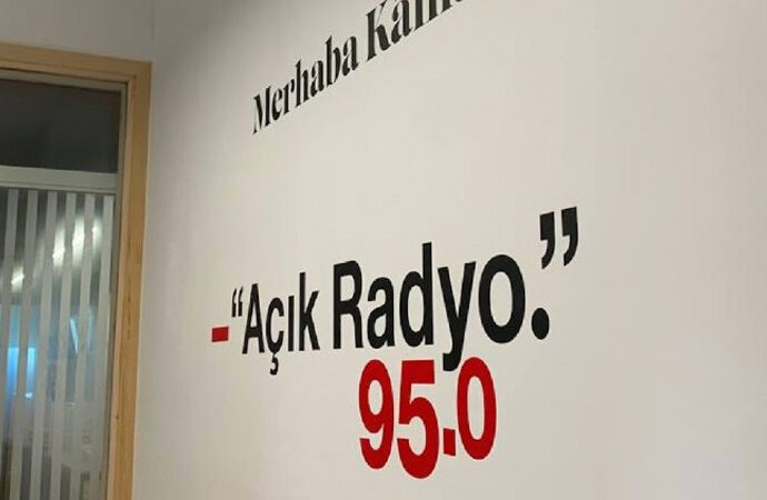 Açık Radyo RTÜK tarafından susturuldu