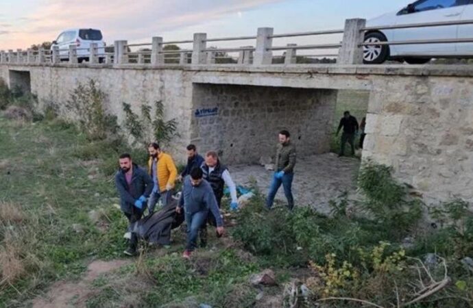 Dere kenarında bulunan yakılmış cesedin cinayet zanlısı yakalandı