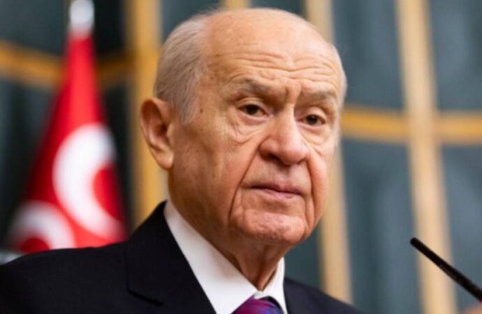 Devlet Bahçeli’den Galatasaray’a şampiyonluk kutlaması