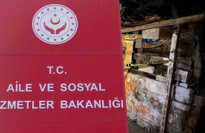 Aile ve Sosyal Hizmetler Bakanlığı’ndan İzmir’de 5 kardeşin hayatını kaybettiği yangınla ilgili açıklama