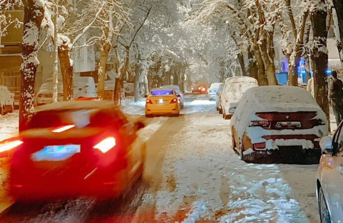 Valilik duyurdu: Zorunlu olmadıkça trafiğe çıkmayın