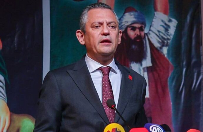 Özgür Özel: Aynı vergiyi veren hizmet almaya geldiği zaman bir ayrımcılıkla karşılaşıyor