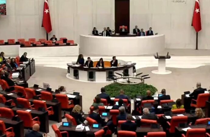 Genel Kurulda muhalefetin tüm önerileri AK Parti ve MHP oylarıyla reddedildi