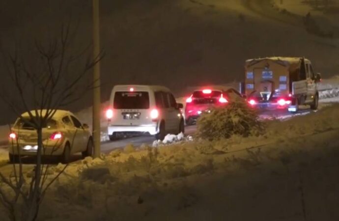 Malatya’da dağda mahsur kalan çobanlardan biri yaşamını yitirdi