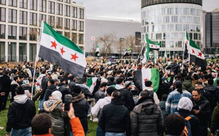 Suriye’ye yönelik yaptırımları kısmen kaldırdı