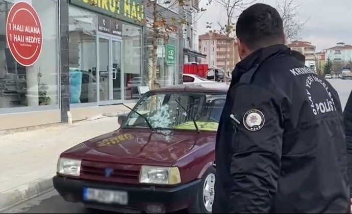 Çorum’da seyir halindeki araca silahlı saldırı