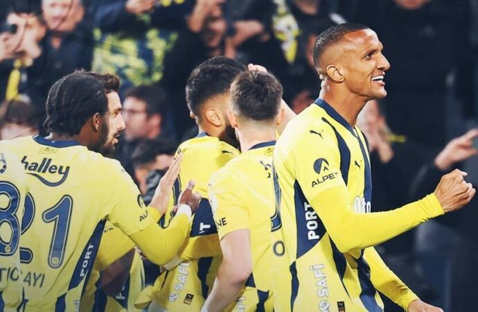 Fenerbahçe doludizgin gidiyor