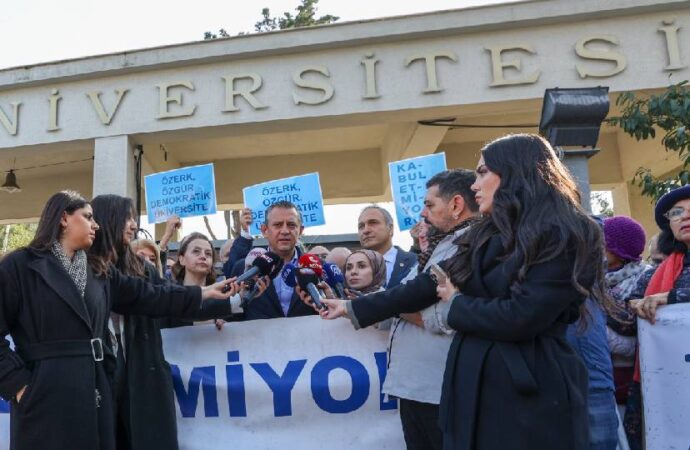 Özgür Özel: Boğaziçi’ni de Türkiye’yi de size dar edeceğiz