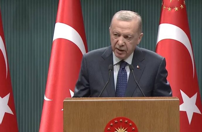 Erdoğan: PKK ve uzantıları ya kendilerini tasfiye edecekler ya da tasfiye edilecekler