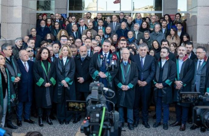 İstanbul Barosu yönetimine dava: Görevlerine son verilmesi isteniyor