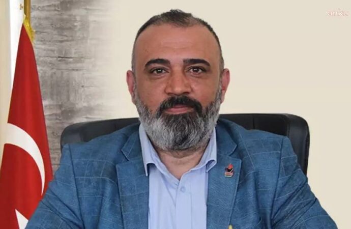 Zafer Partisi eski il başkanı AK Parti’ye geçti