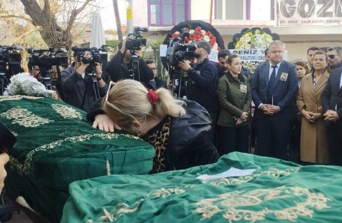 Kartalkaya’da hayatını kaybeden Müge Suyolcu ve kızı Pera, İzmir’de yol yolculuğuna uğurlandı