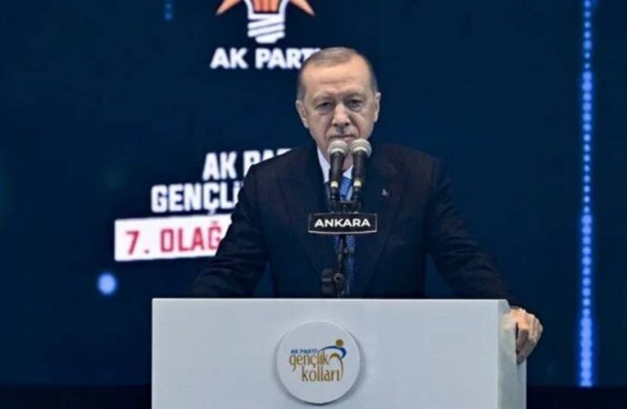 Erdoğan: Bu gençlik ailelerin acısıyla dalga geçen gençler değil