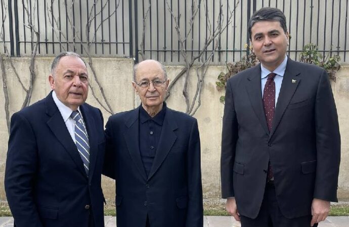 Gültekin Uysal, Ahmet Necdet Sezer’i ziyaret etti