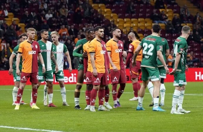 Galatasaray ve Konyaspor Çeyrek Finalde