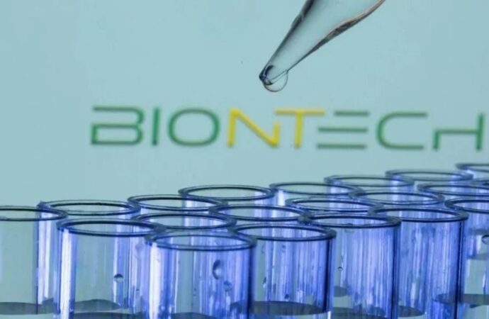 BioNTech, Covid-19 aşısıyla ilgili 665,3 milyon euro zarar açıkladı!