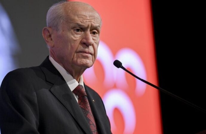 MHP lider Bahçeli, İmamoğlu’nun gözaltına alınmasına ilişkin: “Hiç kimse dokunulamaz, ulaşılamaz, erişilemez ve hesap sorulamaz değildir. Türk yargısına güvenim tamdır.”