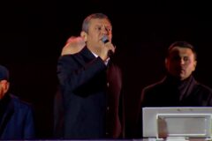 Özgür Özel: Sana meydan okuyoruz! Var mısın Erdoğan, karşımıza çıkmaya?