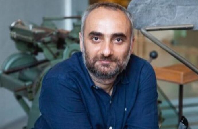 Gazeteci İsmail Saymaz adliyeye sevk edildi: Hakim karşısına çıkacak!