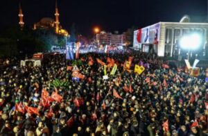 Saraçhane eylemlerinde gözaltına alınan 93 kişi yargı önünde!