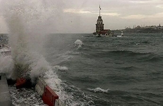 İstanbul valiliği’nden fırtına uyarısı: İki gün sürecek!