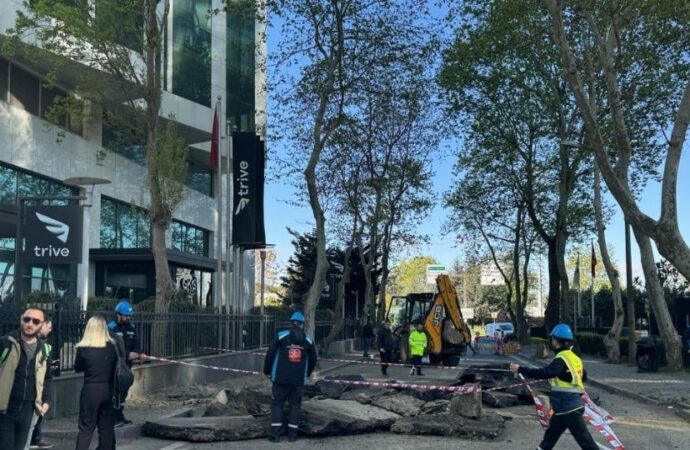 Sarıyer’de çöken yolla ilgili İBB’den açıklama geldi!