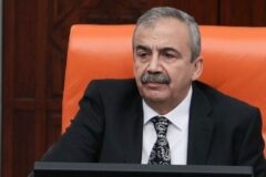Sırrı Süreyya Önder hayatını kaybetti!