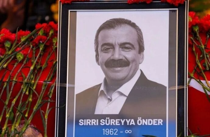 Sırrı Süreyya Önder için TBMM Genel Kurulu’nda anma töreni düzenlenecek!