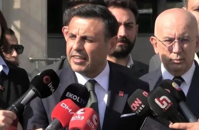 Aralarında CHP’li Özgür Çelik’in de bulunduğu 26 kişi hakkında hapis istemi!