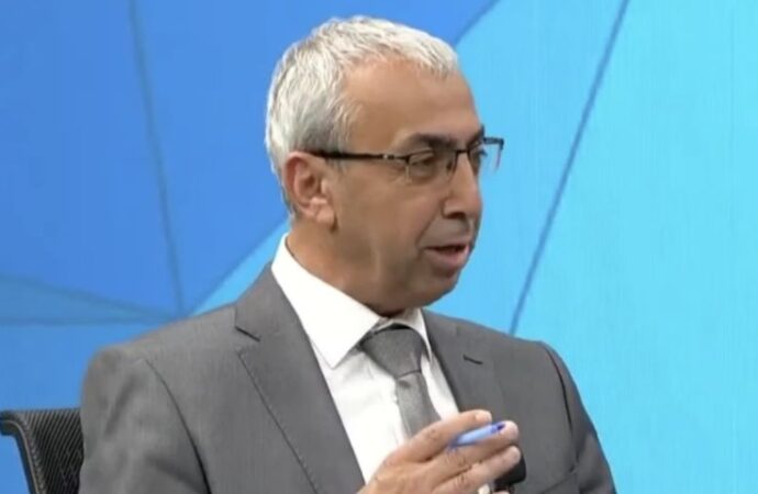 Gazeteci İsmail Polat: “Ali Koç gitmeli mi kalmalı mı?”