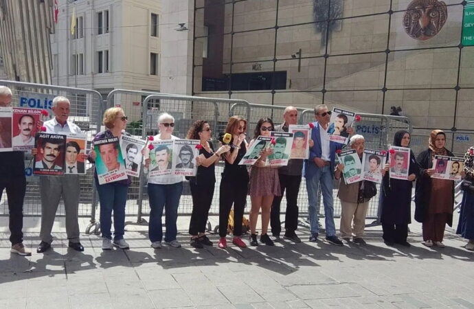 Cumartesi Anneleri 1052. haftada: