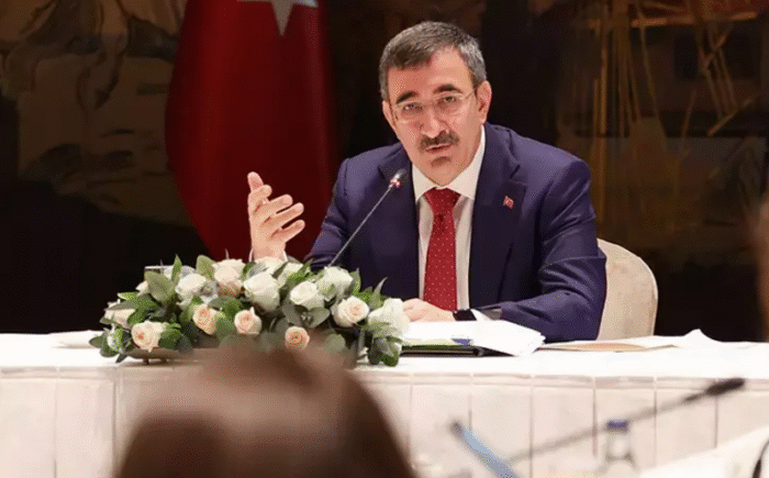 Cevdet Yılmaz: Orta vadeli program eylülde güncellenecek, enflasyonla mücadele sürecek