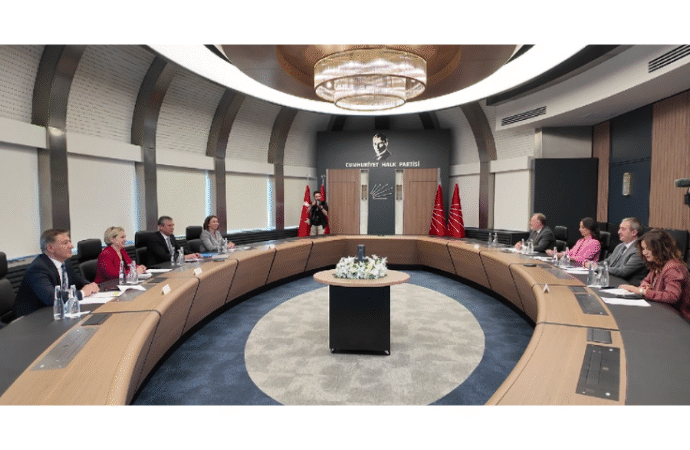 DEM Parti heyeti, CHP Genel Merkezi’nde