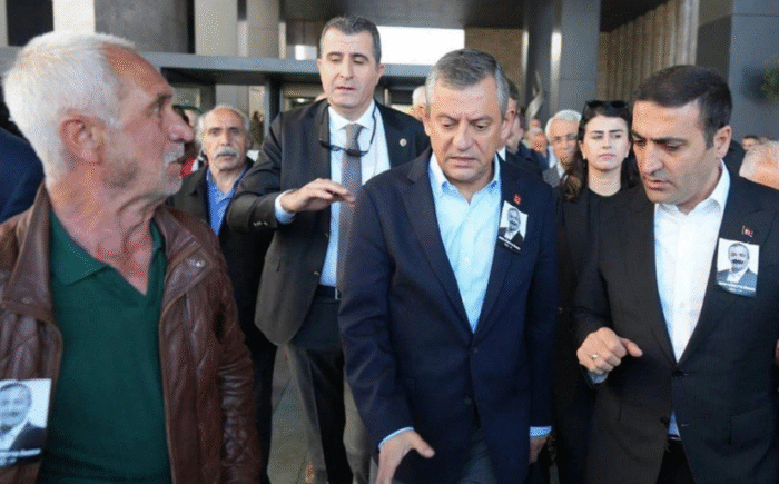 CHP lideri Özgür Özel saldırıya uğradı