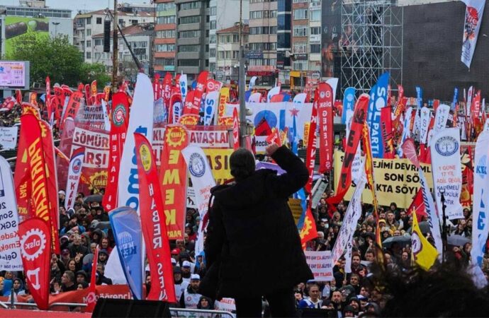 DİSK, KESK, TMMOB ve TTB’den ortak 1 Mayıs manifestosu!
