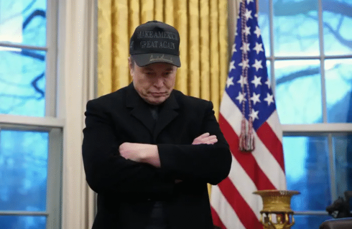 Elon Musk, Trump yönetimindeki görevinden istifa etti