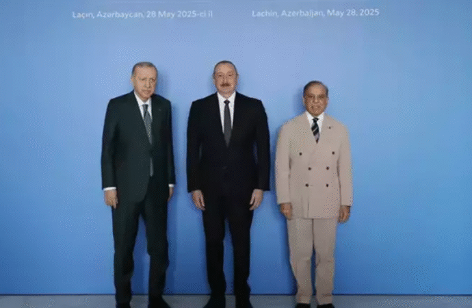 Erdoğan, Türkiye-Azerbaycan-Pakistan Üçlü Zirvesi’nde konuştu: