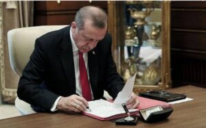 Rektör ve YÖK atamaları yetkisi Erdoğan’a mı geçiyor?