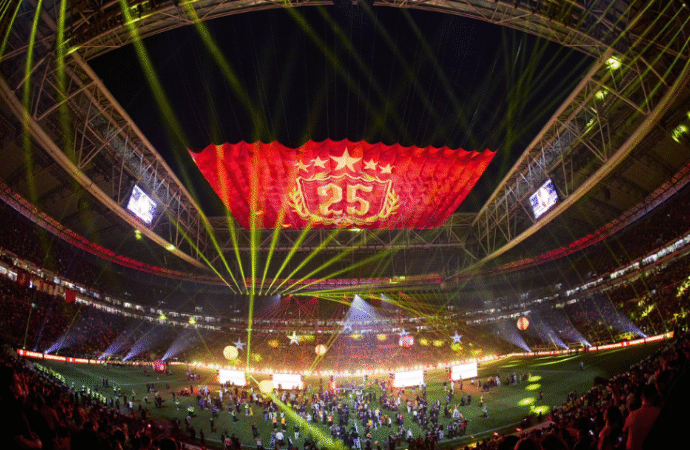 Galatasaray hem sahada hem kasada şampiyon!