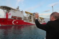 İstanbul’un fethinin 572.yıl dönümünde ‘Osman Gazi’ Karadeniz’e açıldı
