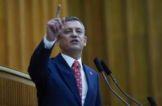 Özgür Özel: “Lozan tapu senedidir, PKK bildirisinin muhatabı Erdoğan ve Bahçeli’dir”