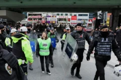 Şişli’den Taksim’e yürümek isteyenlere polisten sert müdahale!